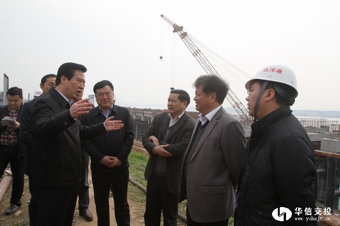 省委常委、市委書(shū)記黃楚平調(diào)研白洋港口新區(qū)11.jpg